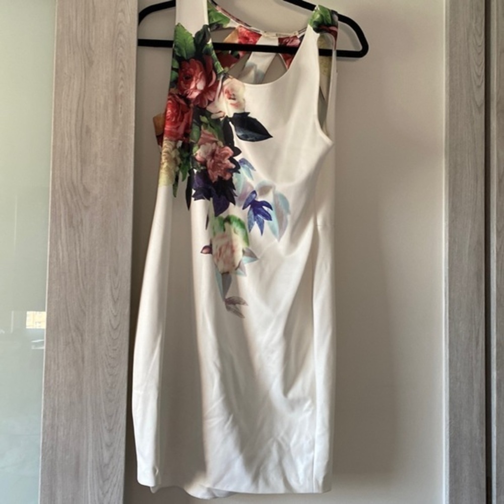 Ellison Dress size L